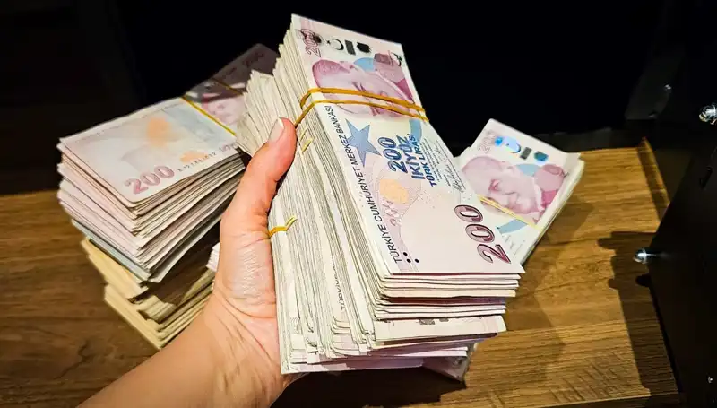 Türkiye'nin Mevduat Pazarında 12 Trilyonluk Rekor: Ne Anlama Geliyor?