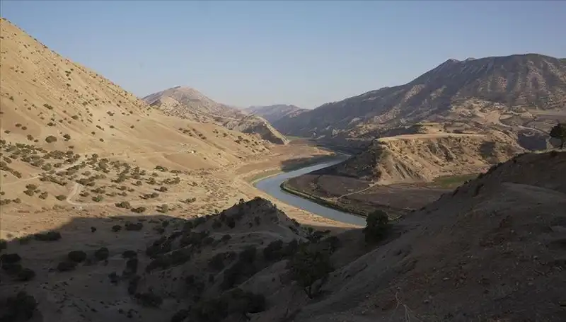 Tahran’da Su Krizi: Tüketimi Yüzde 20 Azaltmak Zorunlu Hale Geldi!