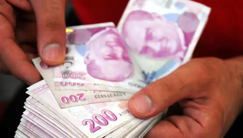 Emekliye 1000 TL Bayram İkramiyesi İçin Son Gelişmeler Neler?