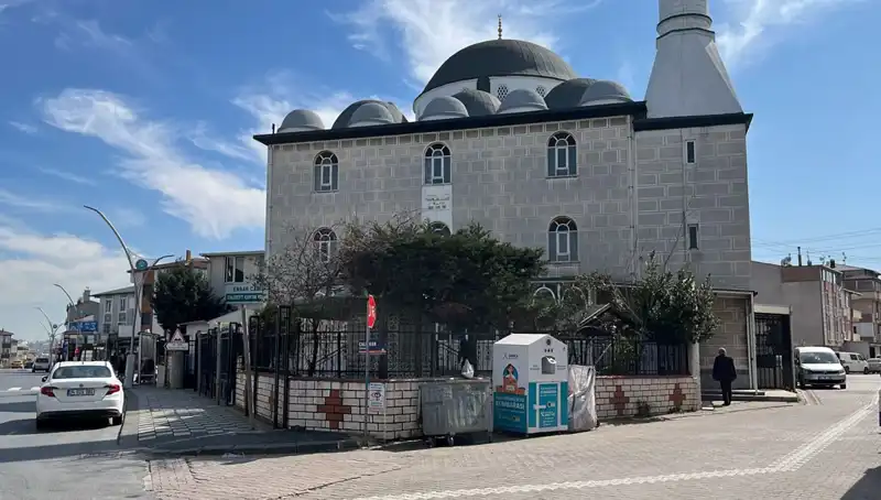 Cami Tuvaletinde Bulunan Ceset: Olayın Ardındaki Gizemli Gerçekler