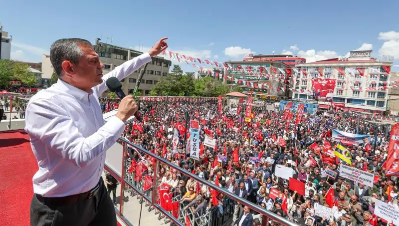 Özgür Özel: Örgütün Silah Bırakmasını Destekliyoruz, Barış İçin Adım Atmalıyız