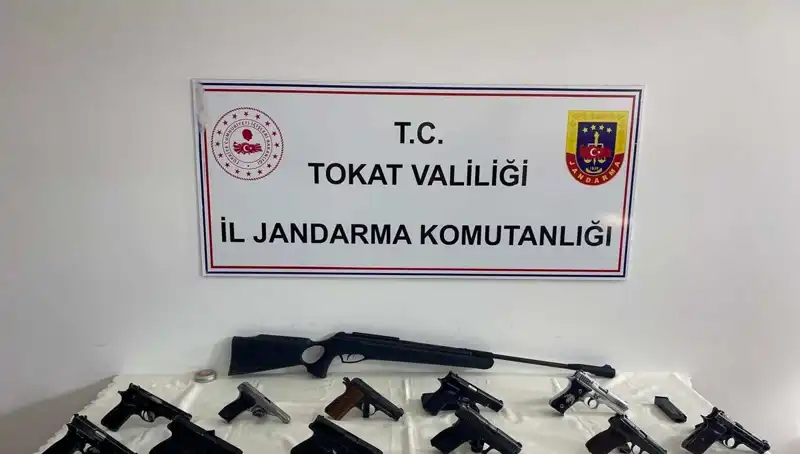 Tokat'ta Kaçak Silah Operasyonu: İki Şahıs Ele Geçirildi
