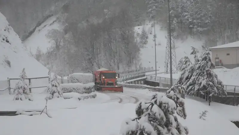 Bolu Dağı’nda Beklenen Kar Yağışı Başladı: Kış Turizmi İçin Yeni Fırsatlar