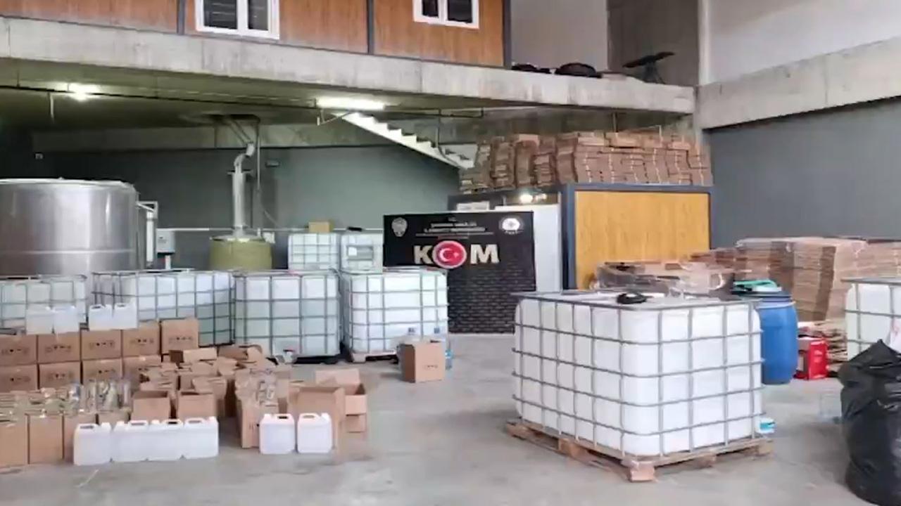 Çengel Operasyonlarıyla 81 İlde 137 Bin Litre Sahte Alkol ve Etil Alkol Ele Geçirildi