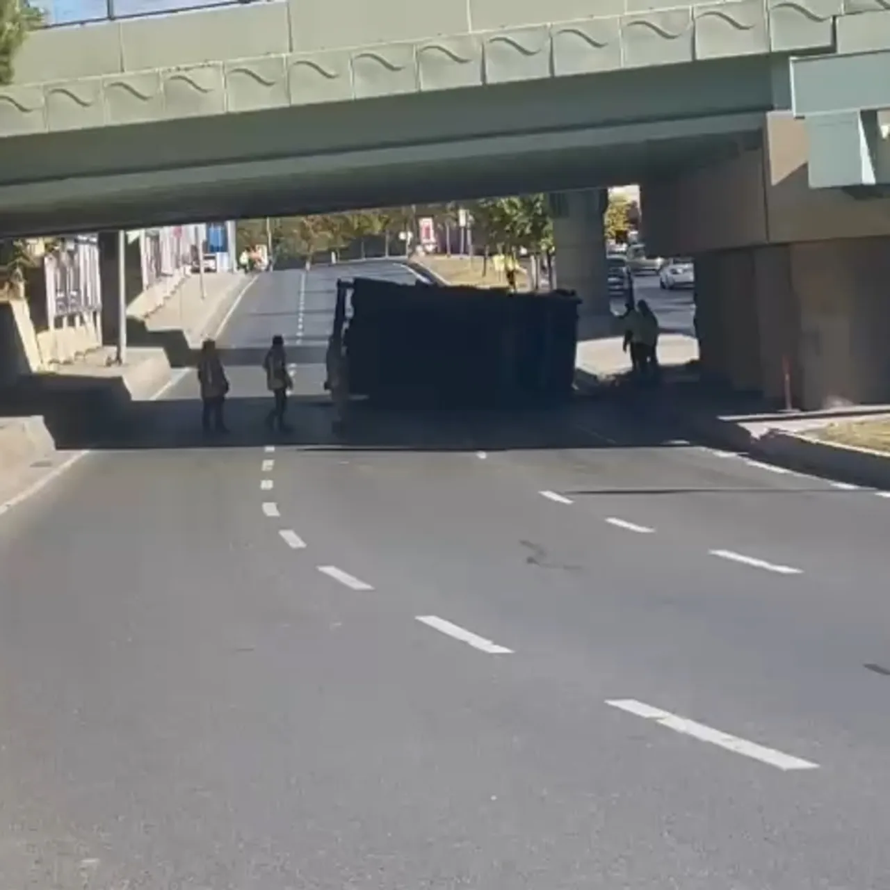 Sabıkalı Alt Geçitte Bir Kaza Daha: Yetkililer Harekete Geçti