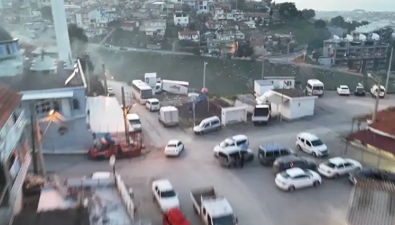 İzmir’de Gerçekleşen 99 Operasyonda 133 Kişi Gözaltına Alındı!