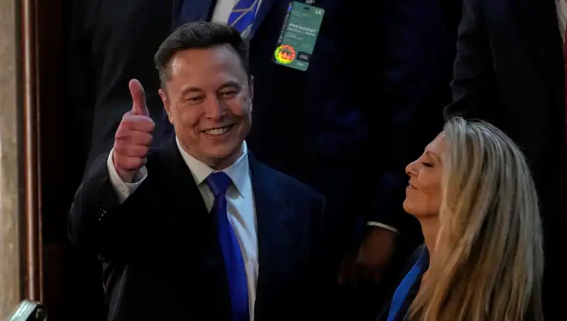 Elon Musk’tan Şaşırtan Açıklama: “Zelenski Seçimi Kaybedecek”