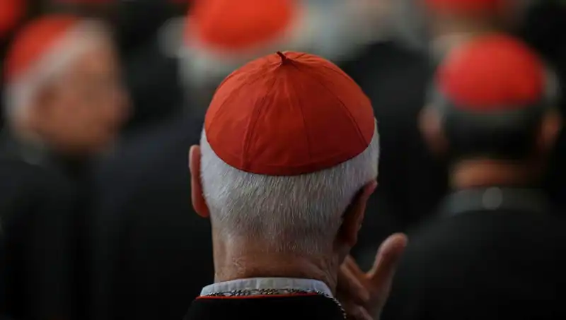 Yeni Papa’nın Seçimi İçin Konklav Tarihi Açıklandı: Süreç Neler Getirecek?