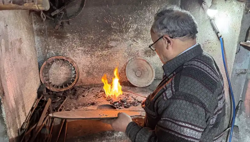 Küçük Dükkan, Büyük Anılar: Baba Mesleği Yaşatılıyor