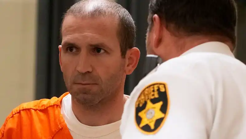 Sigorta Parası İçin Ölümünü Planlayan Adamın Şok Edici Kaçış Hikayesi