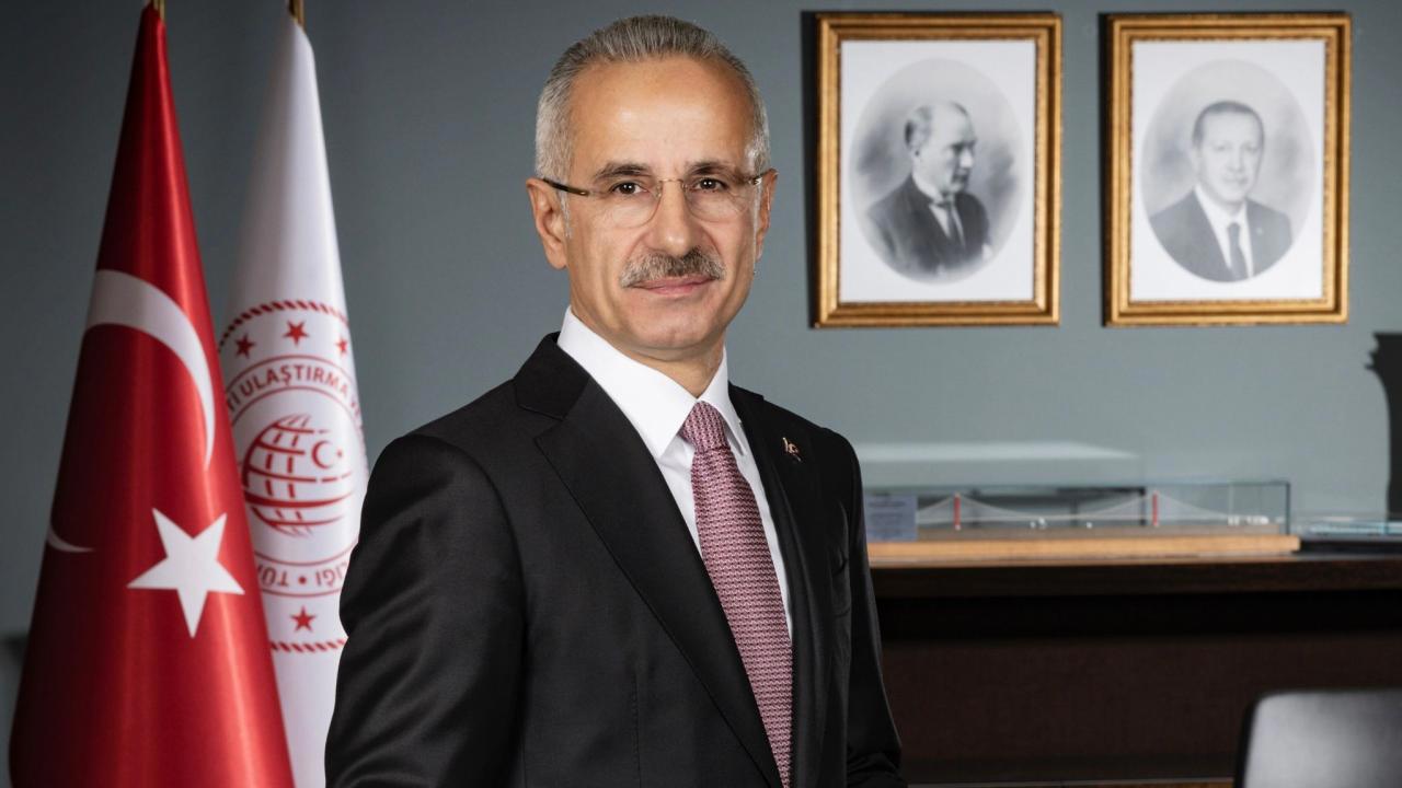 Bakan Uraloğlu, seyahat eden ailelere indirim sağlayacak yeni düzenlemeler üzerinde çalışıyor