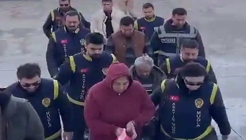 ** 7 Yıldır Sır Olan Olay: Ölü Bebek, Çikolata Poşeti ve Korkunç Gerçek**