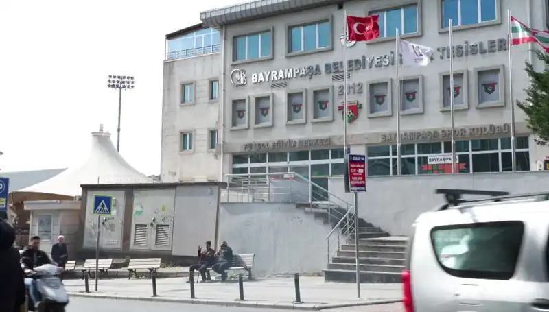 Arda Turan Spor Kompleksi'nde Otoparkı Vuran Su Baskını Şok Etti!