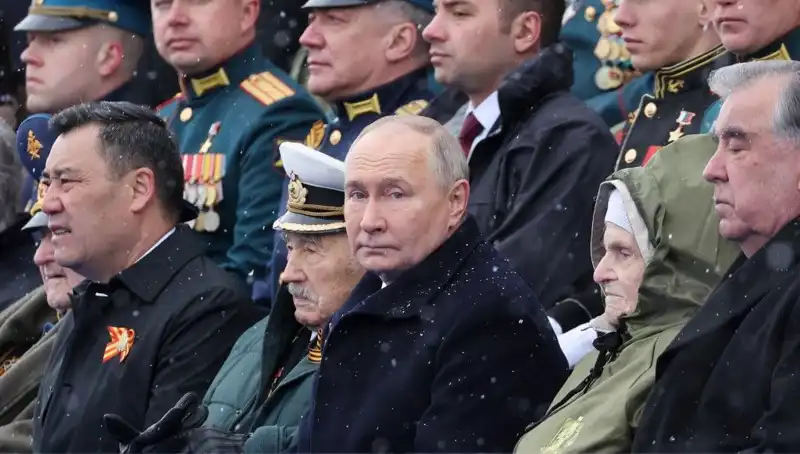 Rus Ordusunun Güçlenmesi: Putin'den Tarihi Bir İstihdam Çağrısı
