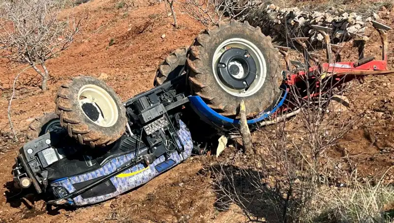 Siirt’te Devrilen Traktör: Hayatını Kaybeden Sürücü İçin Yas Tutuluyor
