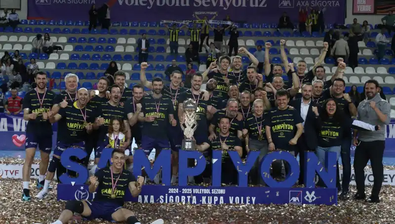 Fenerbahçe, Kupa Voley'de Şampiyonluk Yaşadı: Tarih Yazmaya Devam Ediyor