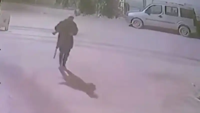 Mertcan Cinayetinde Şok Gelişme: Zanlı Av Tüfeği ile Kameralara Yakalındı