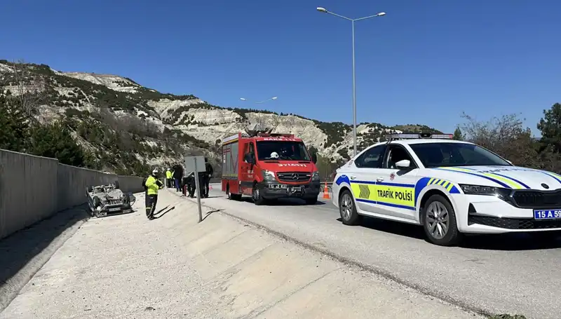 Burdur’da Çocukların da Karıştığı Feci Kaza: 4 Yaralı