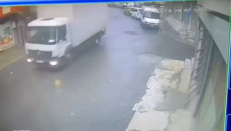 Sahte Polislerin 1,7 Milyon Liralık Gaspı: "Sadece Şaka Yapacaktık" Diyerek Şok Ettiler