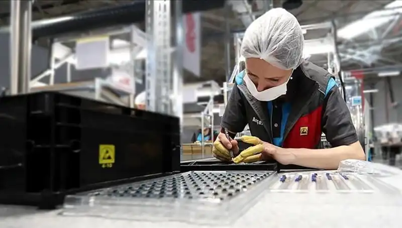 Foxconn, Yapay Zeka Alanında Çığır Açıyor: İlk Büyük Dil Modelini Duyurdu