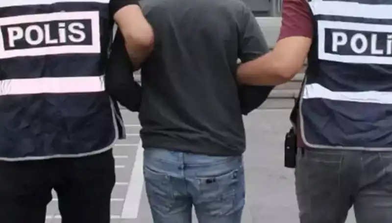 Afyonkarahisar'da Rüşvet Operasyonu: 9 Kişi Tutuklandı, İddialar Şok Etti!